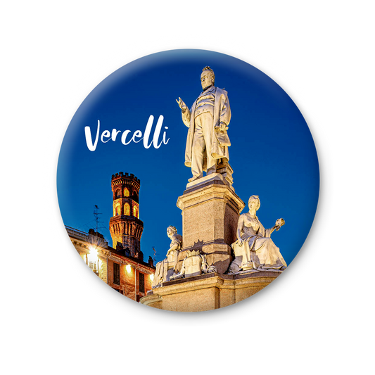 Piemonte, Vercelli, Statua di Cavour in Piazza Cavour