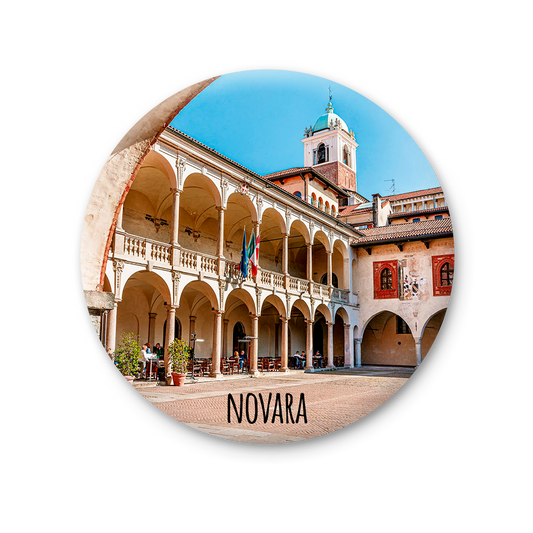 Piemonte, Novara. Complesso Monumentale del Broletto, Palazzo dei Paratici e Palazzo del Podestr